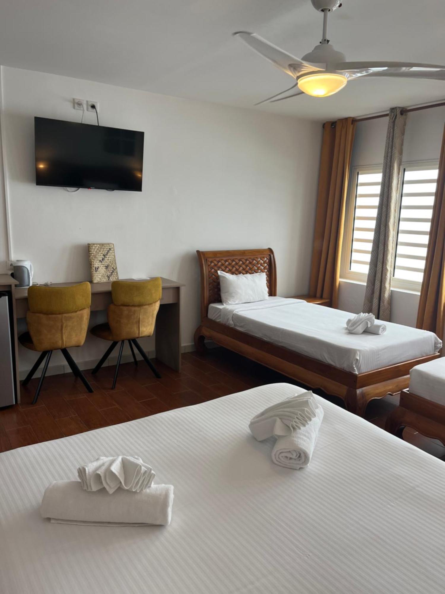 Hotel Les Embruns Du Baril Saint-Philippe Eksteriør billede