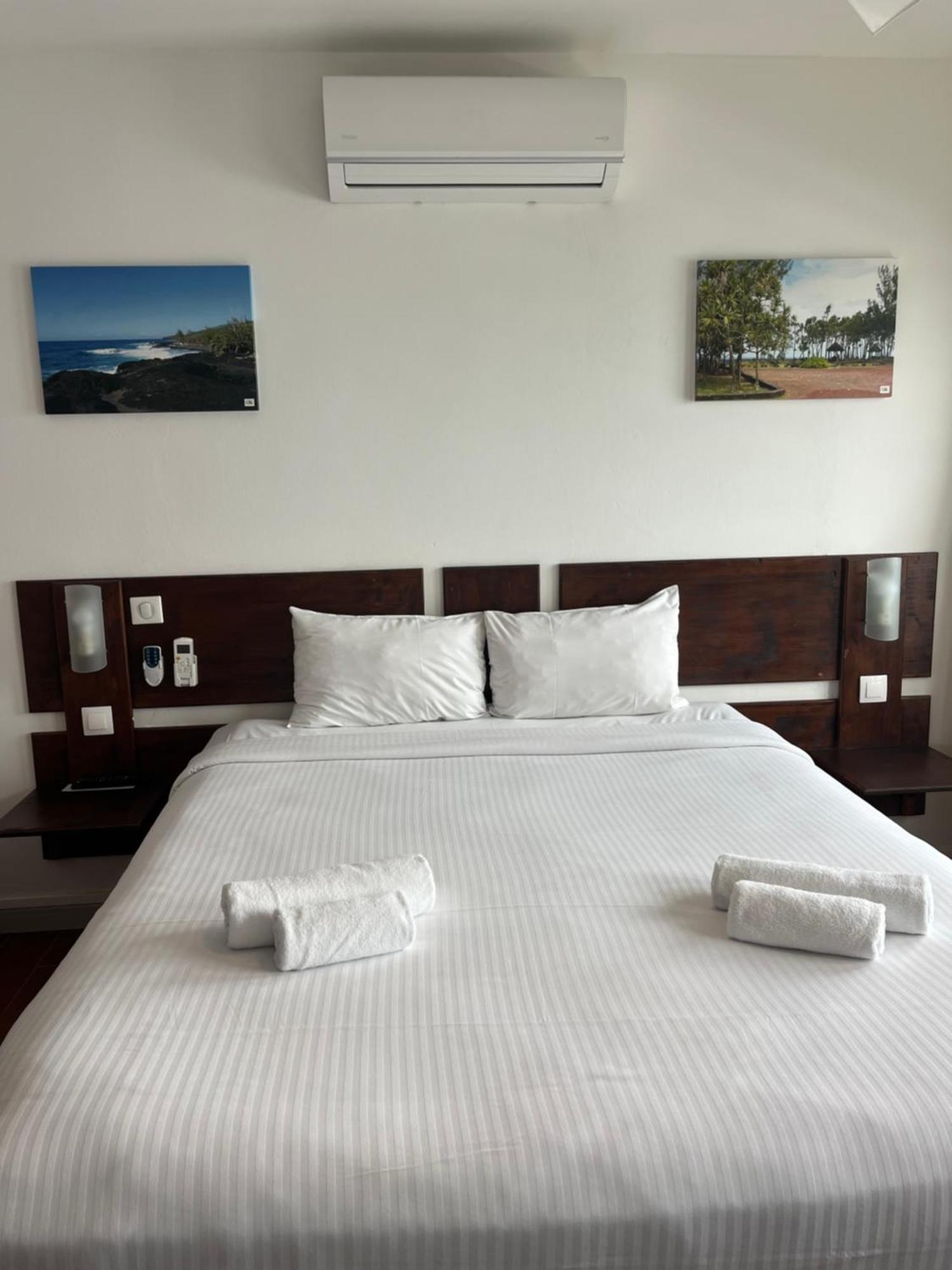 Hotel Les Embruns Du Baril Saint-Philippe Eksteriør billede